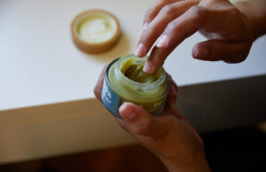 The Healing Power of RSO: Effective Topical Balms for Skin Conditions, including Psoriasis