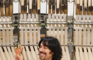 RAW Rolling Papers: Revolutionizing the Smoking Experience